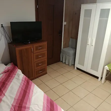 Fenix Pracownicze, Rodzinne, Typu Standard,dluzsze Pobyty مزرعة للإقامة Grzybno